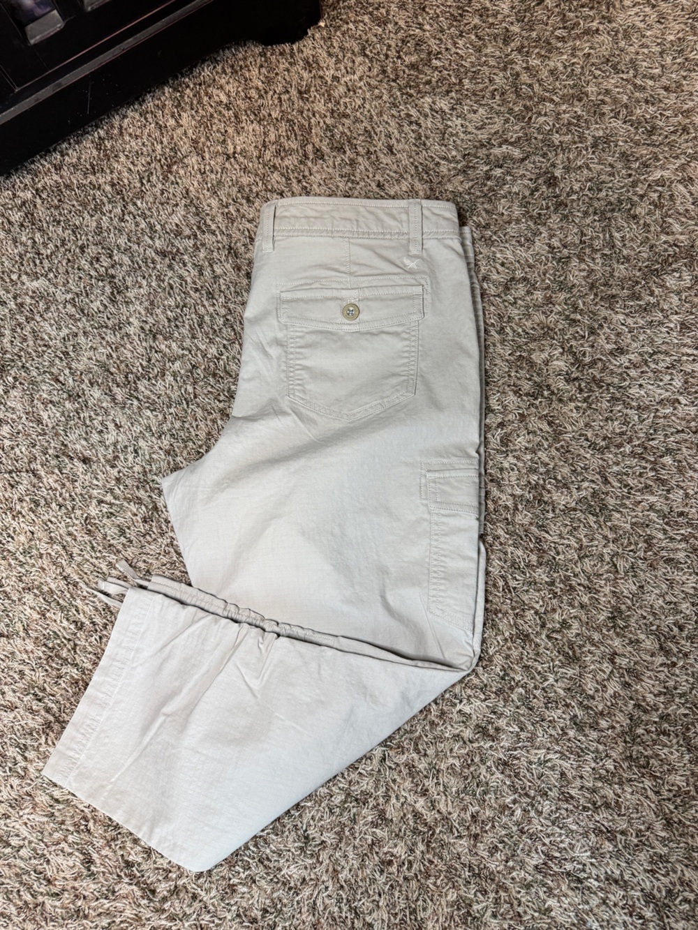 Eddie Bauer Women's Drawstring Capris — Light Beige